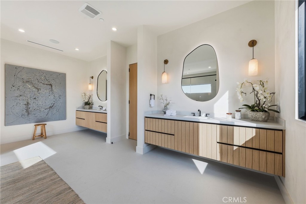 16252 Addison Street Encino, CA 91436 - Photo 16 of 36