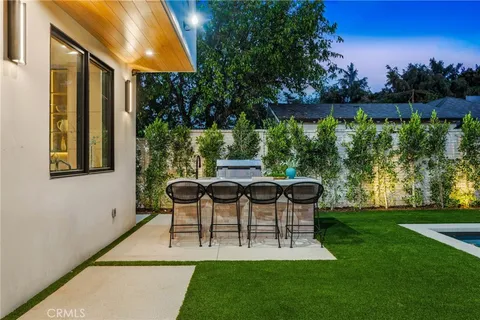 $4,695,000 | 16252 Addison Street, Encino, CA 91436