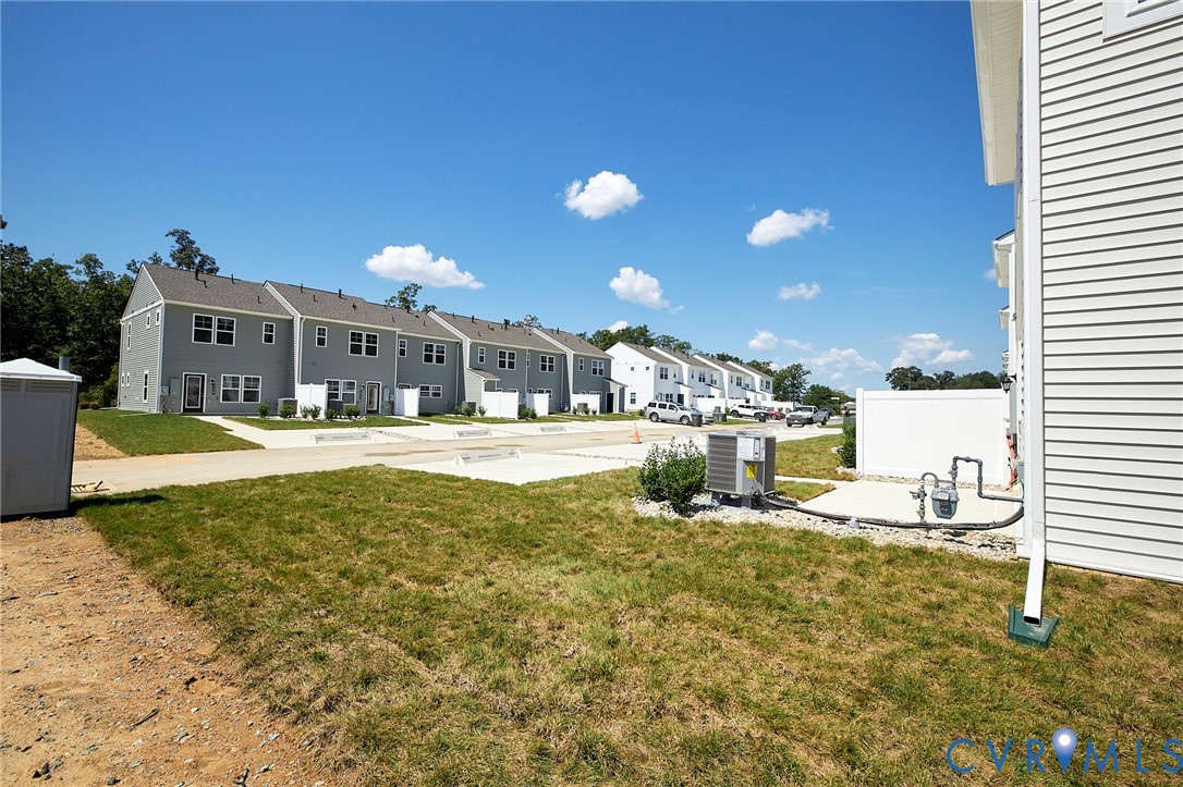 240 Greenpark Road Sandston, VA 23150 - Photo 4 of 41