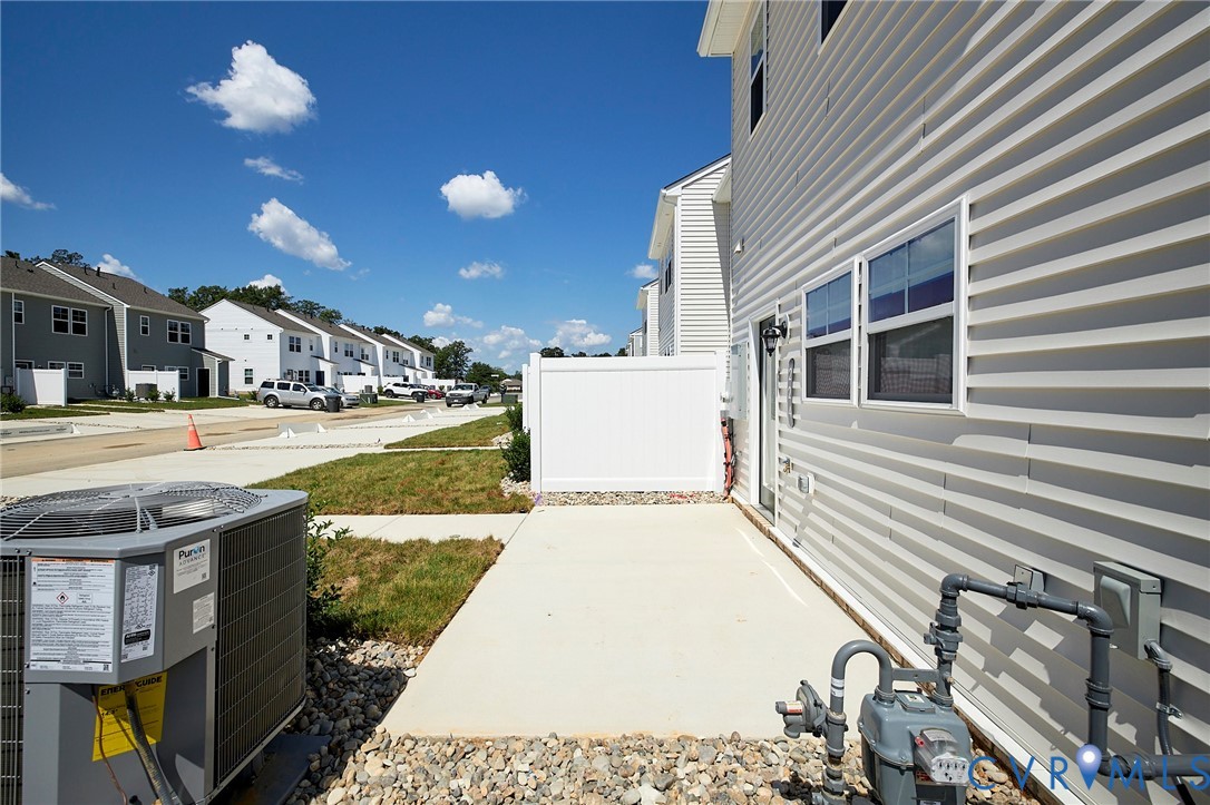 240 Greenpark Road Sandston, VA 23150 - Photo 10 of 41