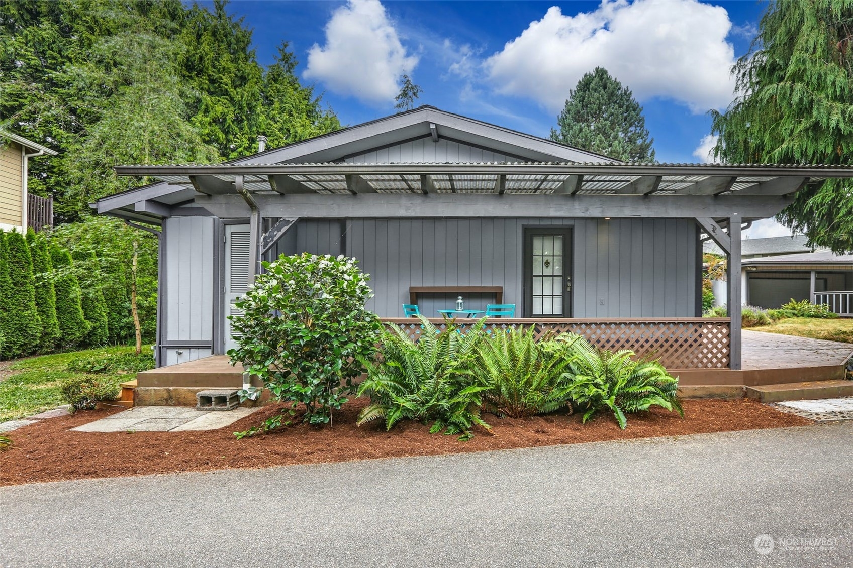 20929 Elberta Road Lynnwood, WA 98036 - Photo 2 of 29 Gallery Image 2