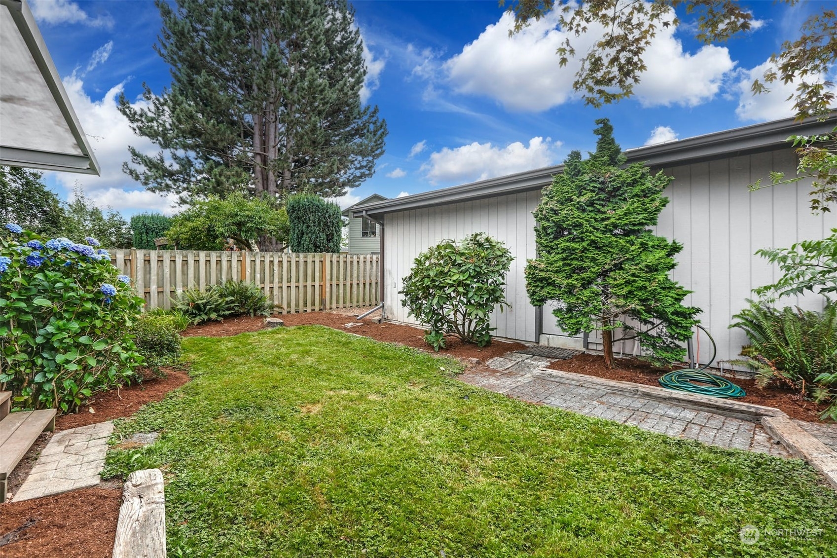 20929 Elberta Road Lynnwood, WA 98036 - Photo 23 of 29 Gallery Image 23