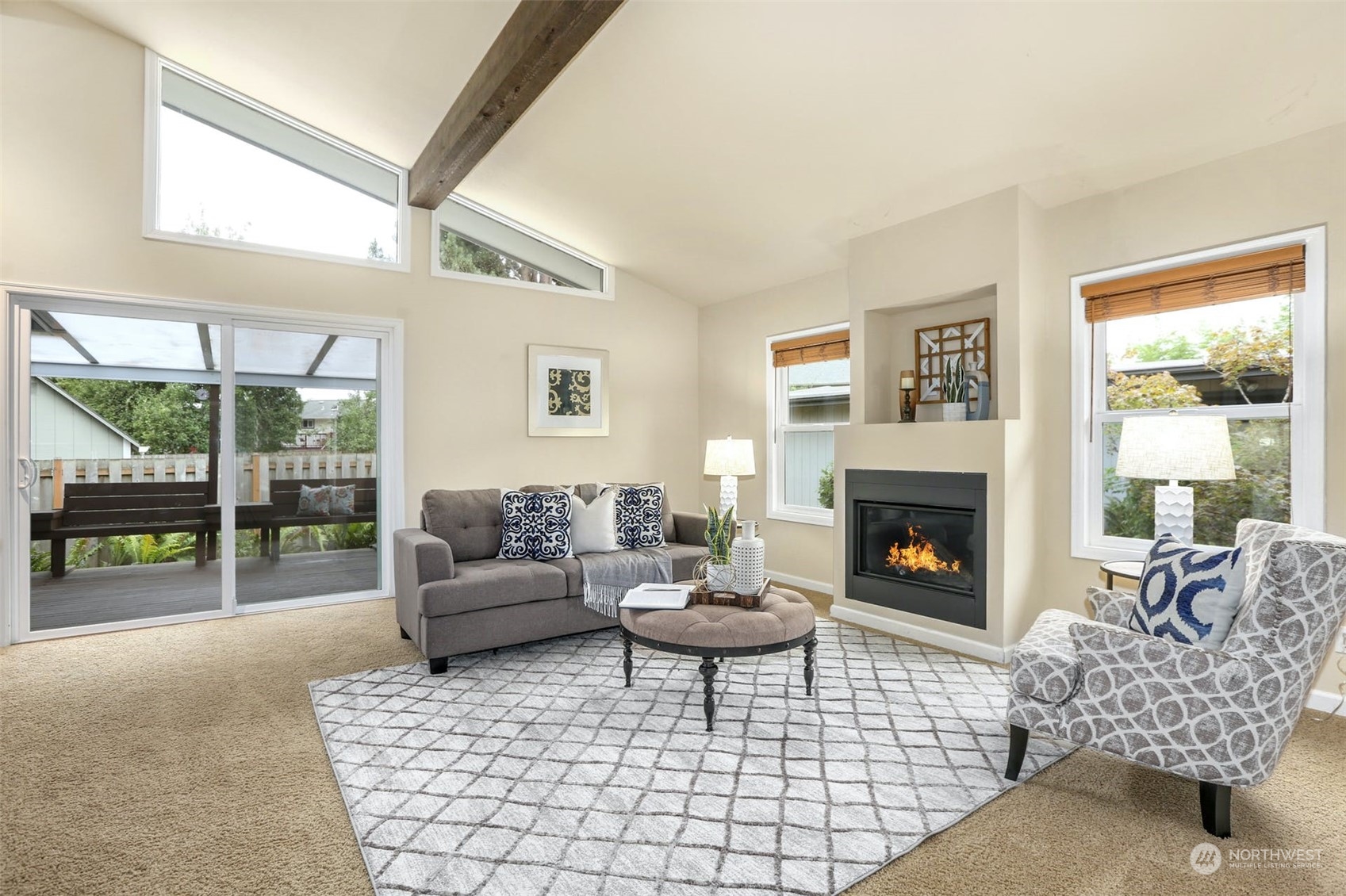 20929 Elberta Road Lynnwood, WA 98036 - Photo 4 of 29 Gallery Image 4