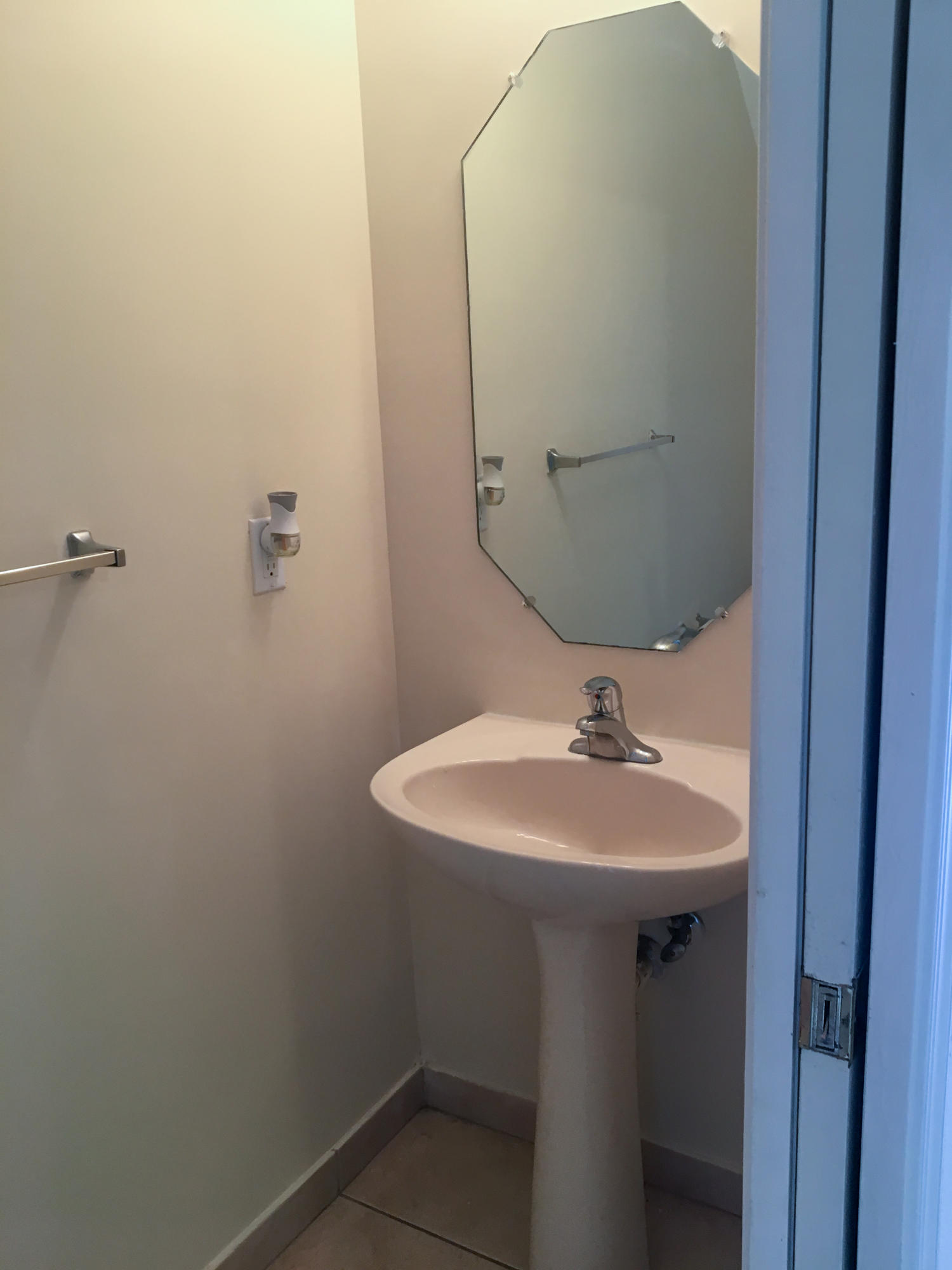 8250 Southwest 29th Street, Unit 101 Miramar, FL 33025 - Photo 17 of 32 2019-09-13 15.40.26