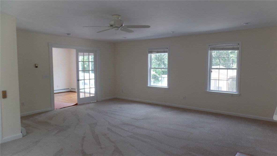 40 Blue Ridge Drive Charlestown, RI 02813 - Photo 16 of 31 Family Room