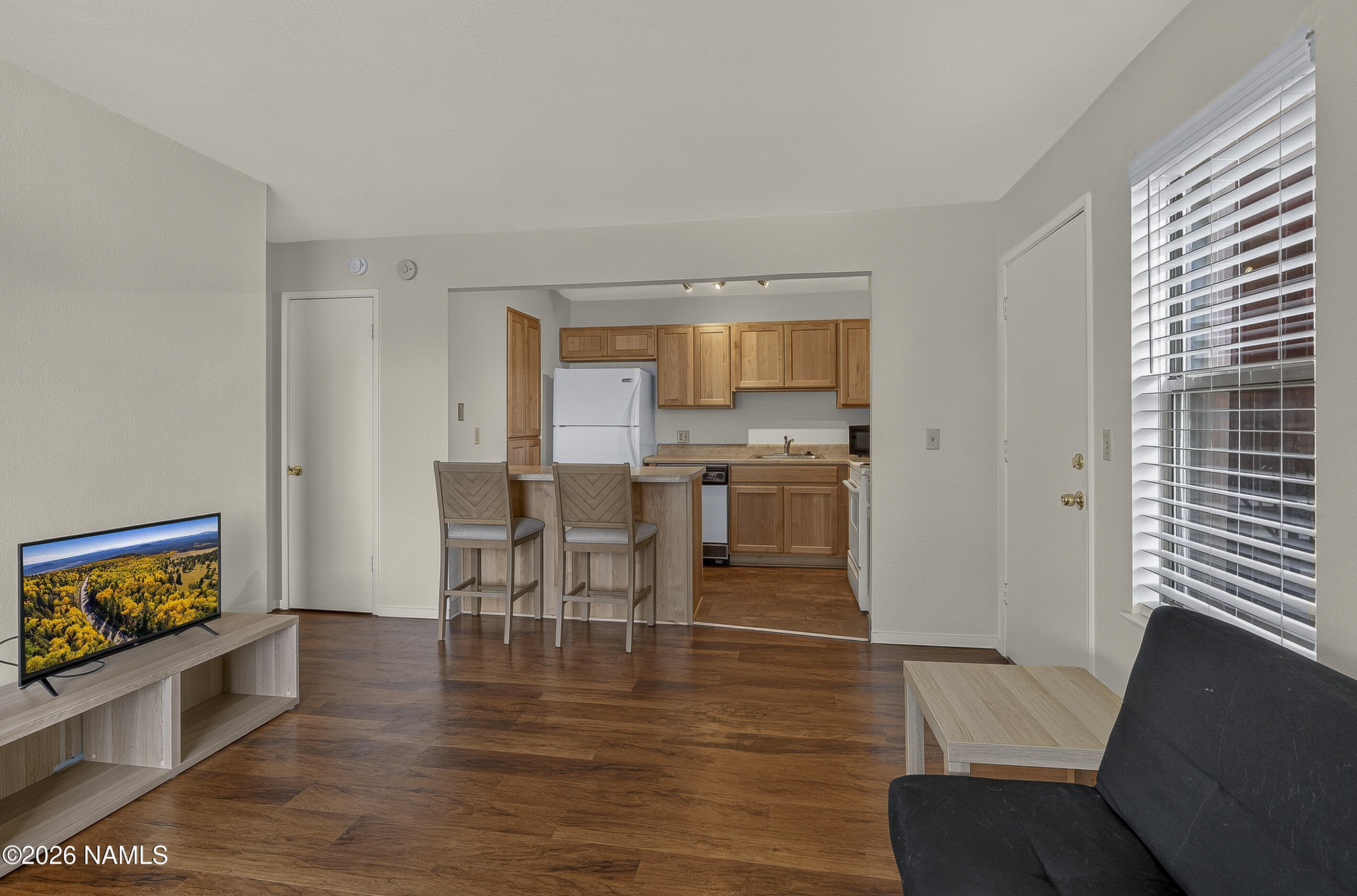 1200 South Riordan Ranch Street, Unit 73 Flagstaff, AZ 86001 - Photo 4 of 13 Living area and kitchen