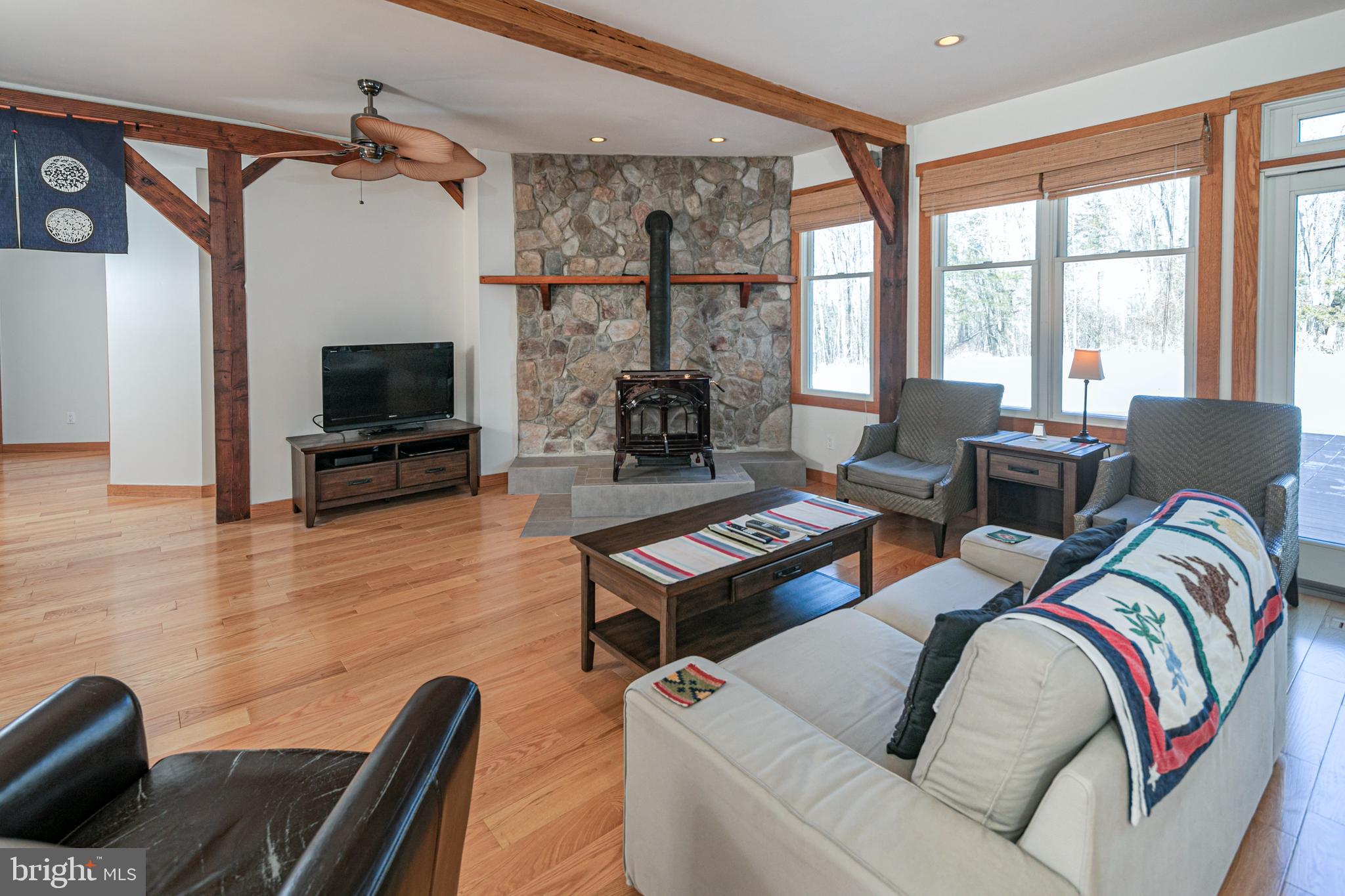 212 Mountain Road Ringoes, NJ 08551 - Photo 9 of 35