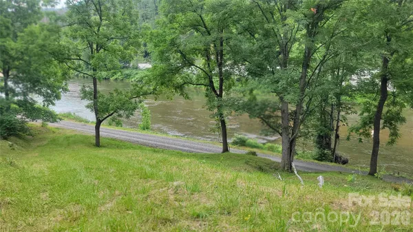 $98,000 | 2079 Roses Branch Road, Bakersville, NC 28705