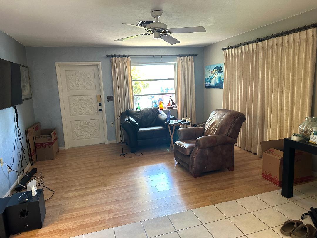 1075 James Road Lantana, FL 33462 - Photo 4 of 14 living & Dining