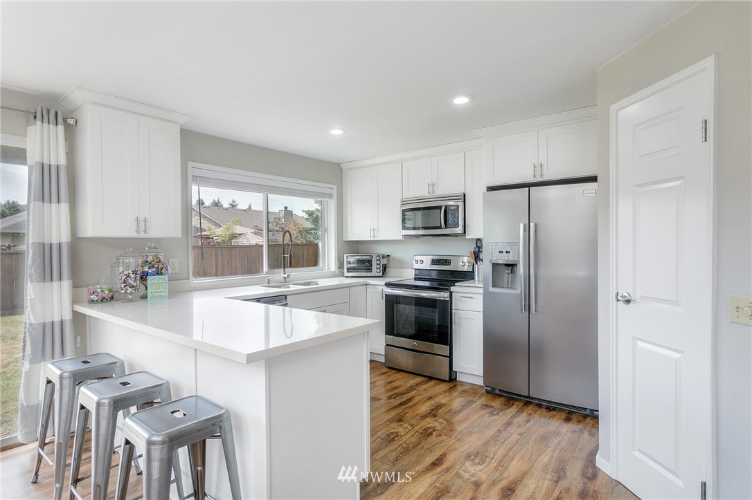 1231 233rd Place Southwest Bothell, WA 98021 - Photo 4 of 21