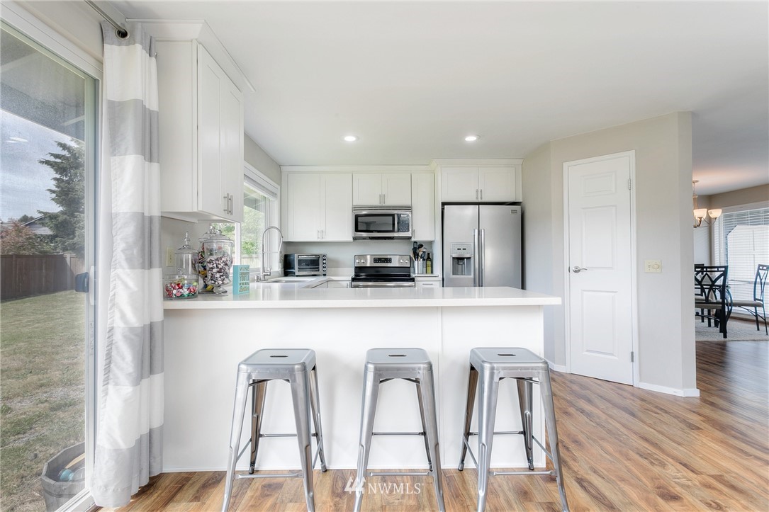 1231 233rd Place Southwest Bothell, WA 98021 - Photo 5 of 21