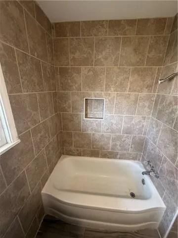 $1,550 | 438 Whitehall Drive, Corpus Christi, TX 78412