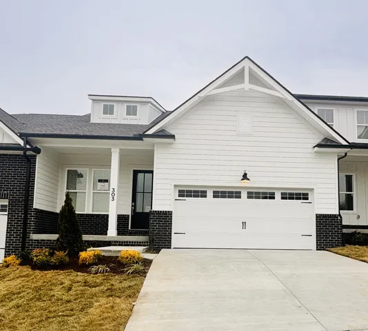 $694,865 | 303 Buckwood Lane, Thompson's Station, TN 37179