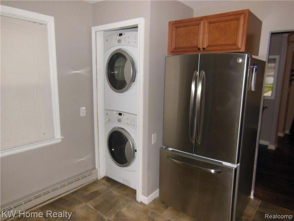 2106 Leitch Road Ferndale, MI 48220 - Photo 9 of 19 Gallery Image 9