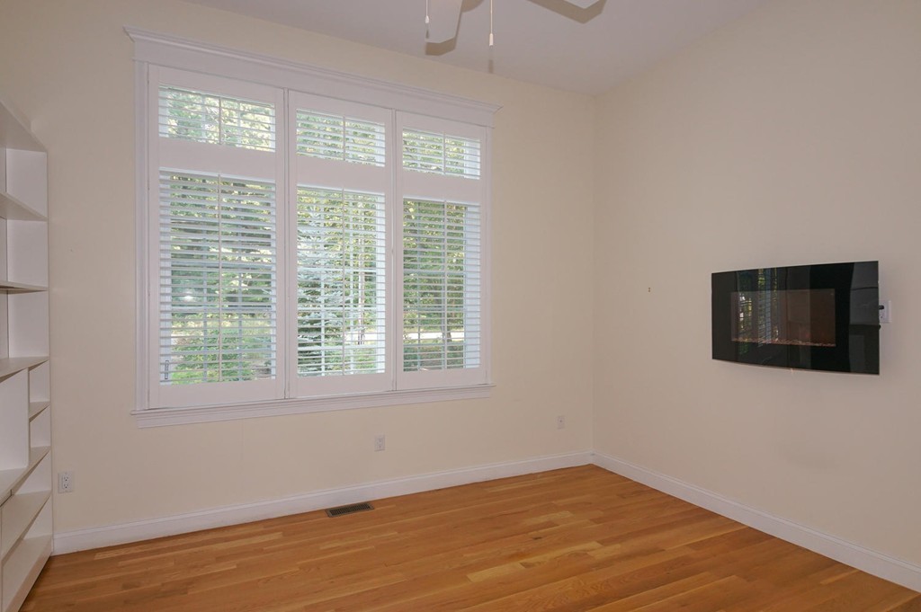 440 Harvard Road Bolton, MA 01740 - Photo 16 of 28 Gallery Image 16