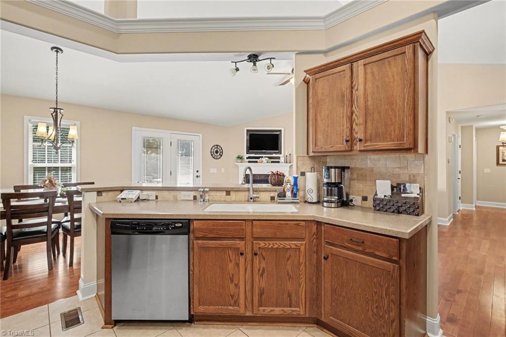 848 Ridge View Terrace Rural Hall, NC 27045 - Photo 17 of 34 Gallery Image 17