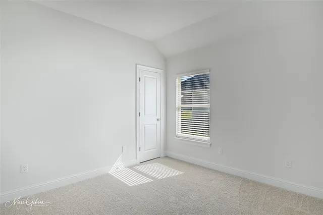 a view of an ocean and a building