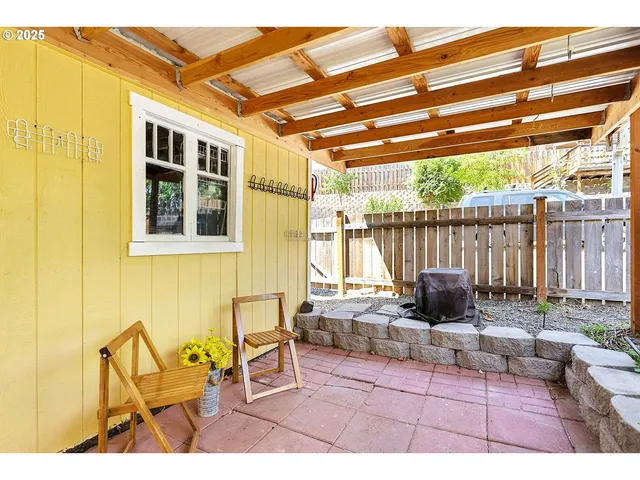 $224,900 | 201 Bunn Street, Wishram, WA 98673