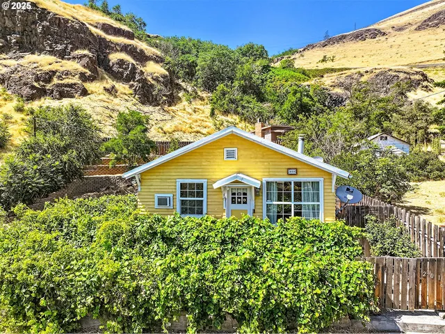 $224,900 | 201 Bunn Street, Wishram, WA 98673