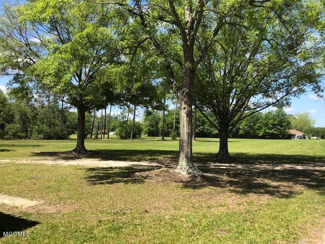 12330 Stiglets Road Gulfport, MS 39503 - Photo 3 of 17 IMG_3206