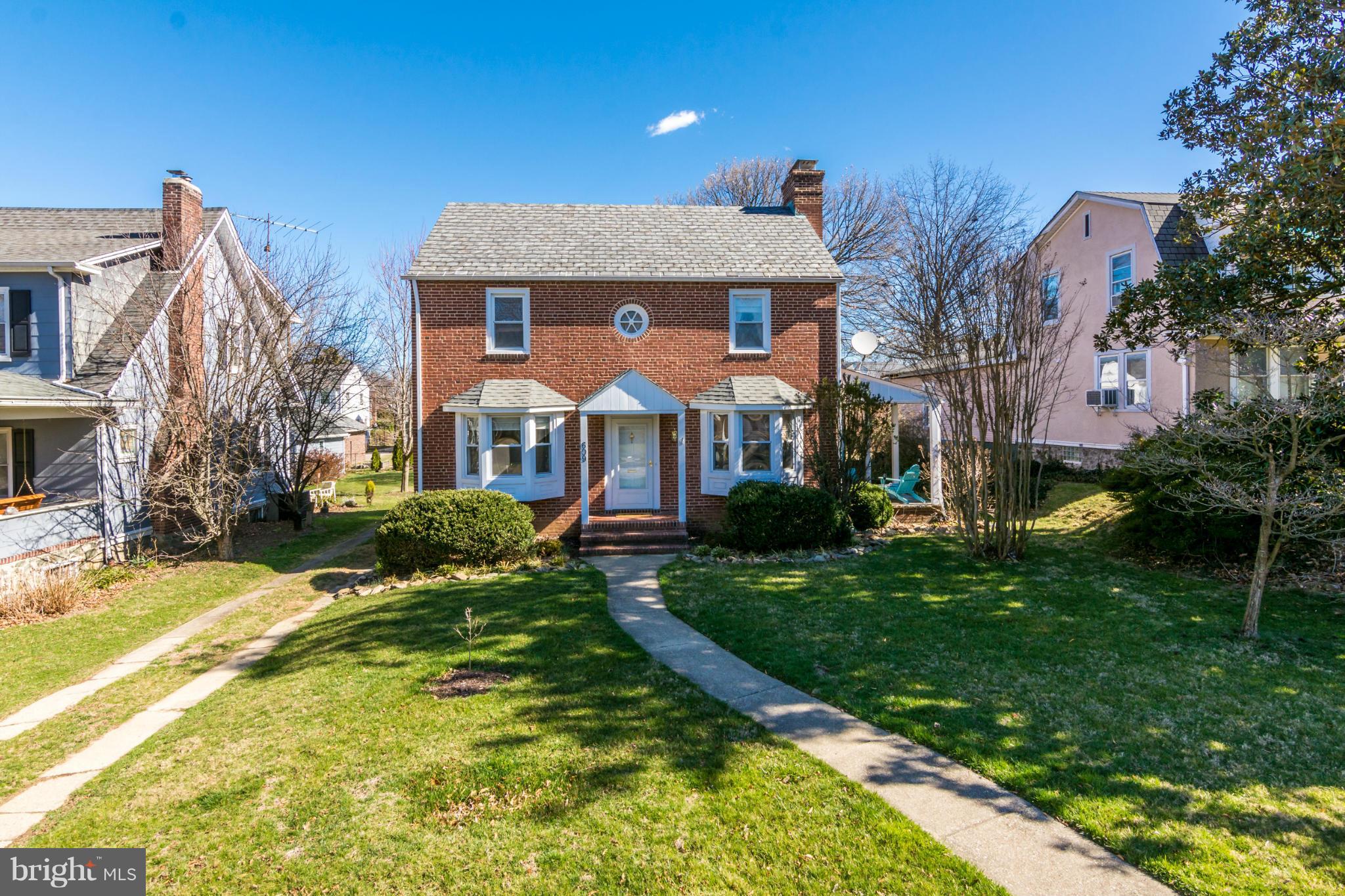 609 Brookwood Road Baltimore, MD 21229 - Photo 1 of 30 Exterior (Front)