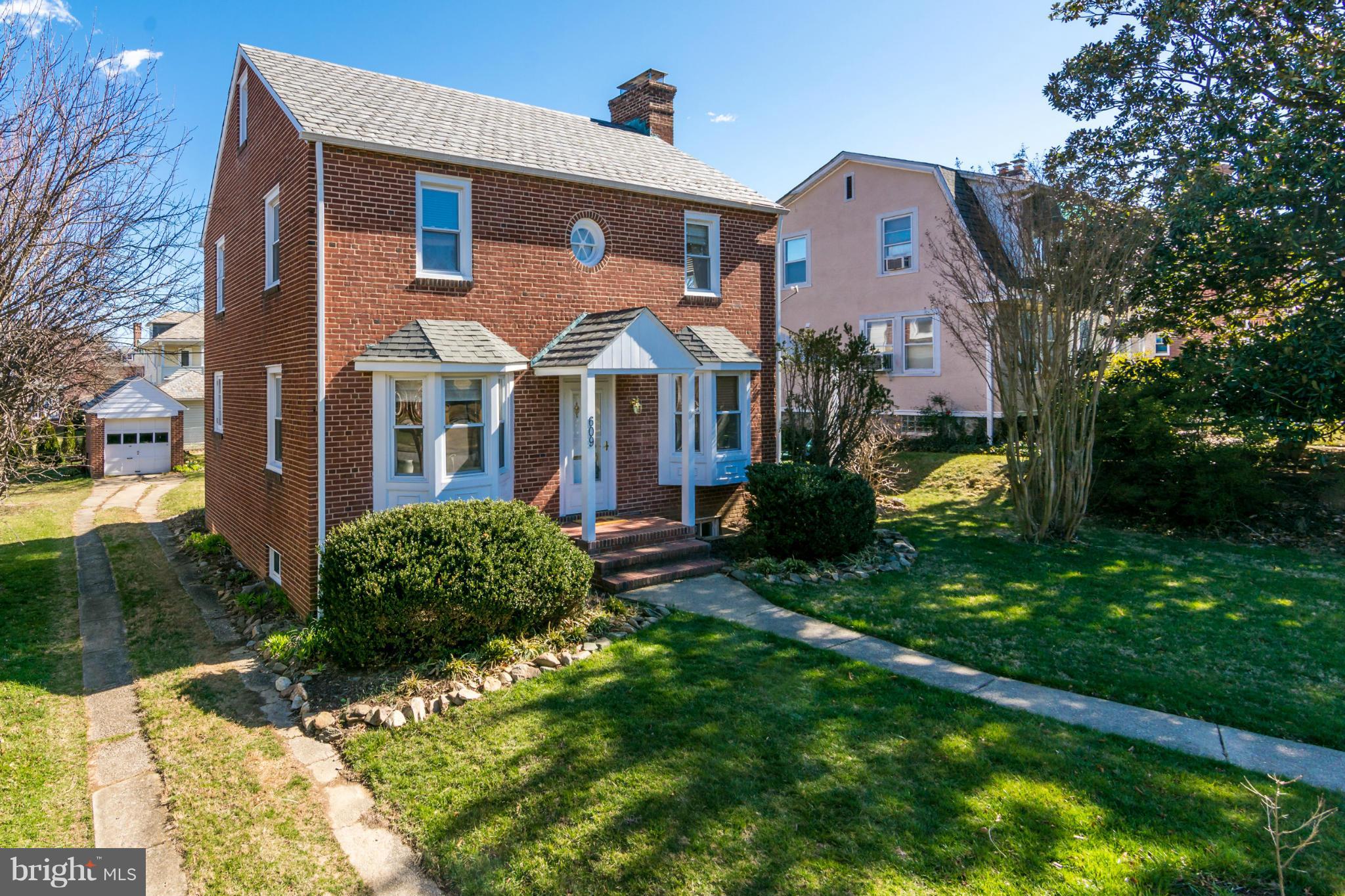 609 Brookwood Road Baltimore, MD 21229 - Photo 3 of 30 Exterior (Front)