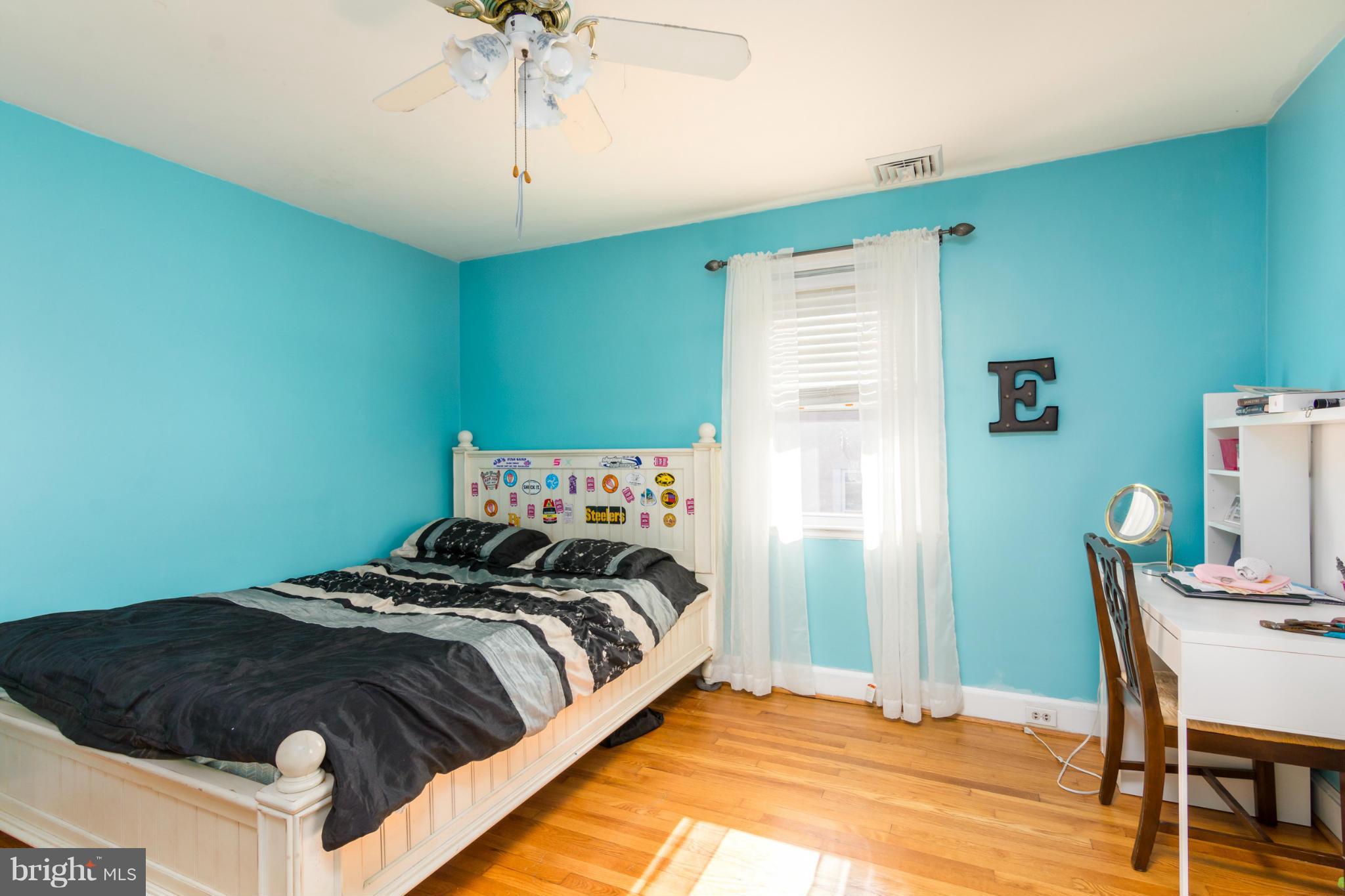 609 Brookwood Road Baltimore, MD 21229 - Photo 23 of 30 Bedroom