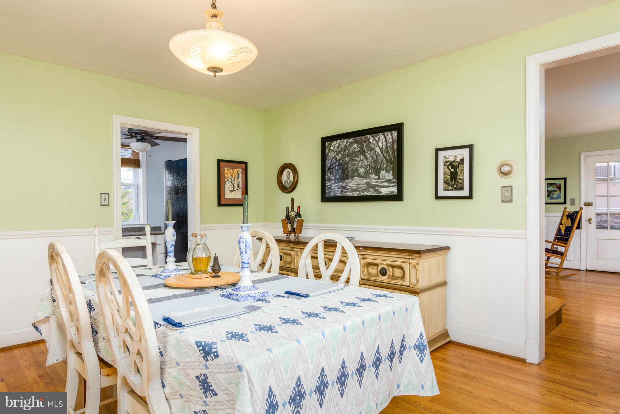 609 Brookwood Road Baltimore, MD 21229 - Photo 9 of 30 Dining Room