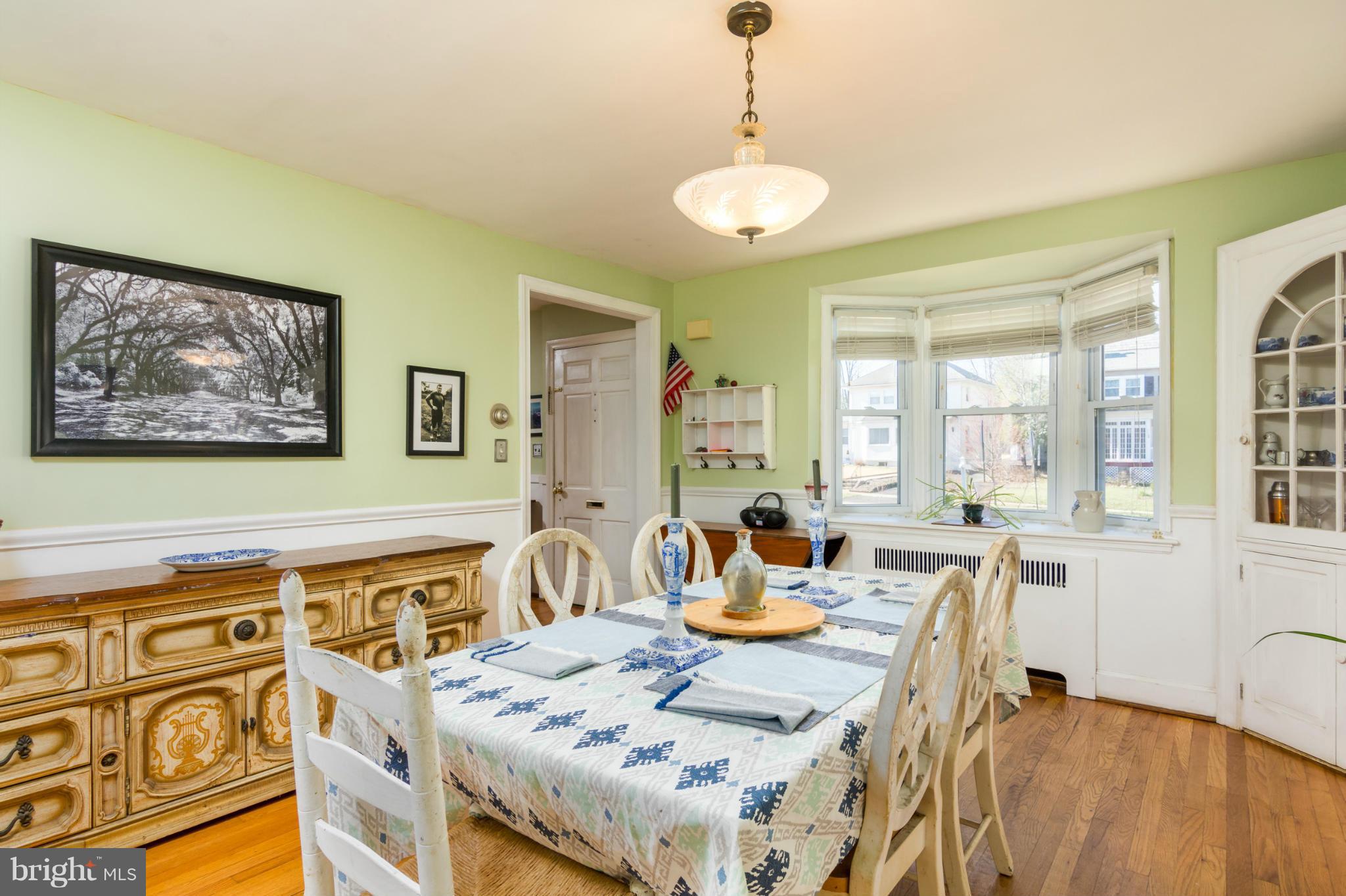 609 Brookwood Road Baltimore, MD 21229 - Photo 10 of 30 Dining Room
