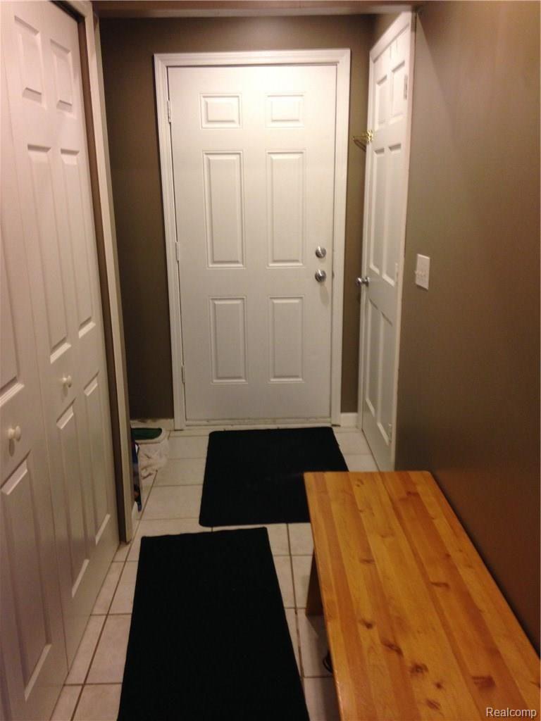5345 Bentley Lake Road Howell, MI 48843 - Photo 11 of 15 Mud Room