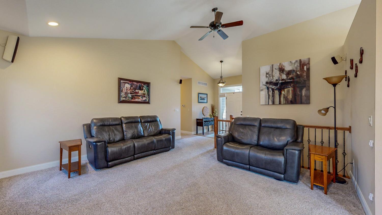 5023 Scenic View Drive Southwest Rochester, MN 55902 - Photo 9 of 49