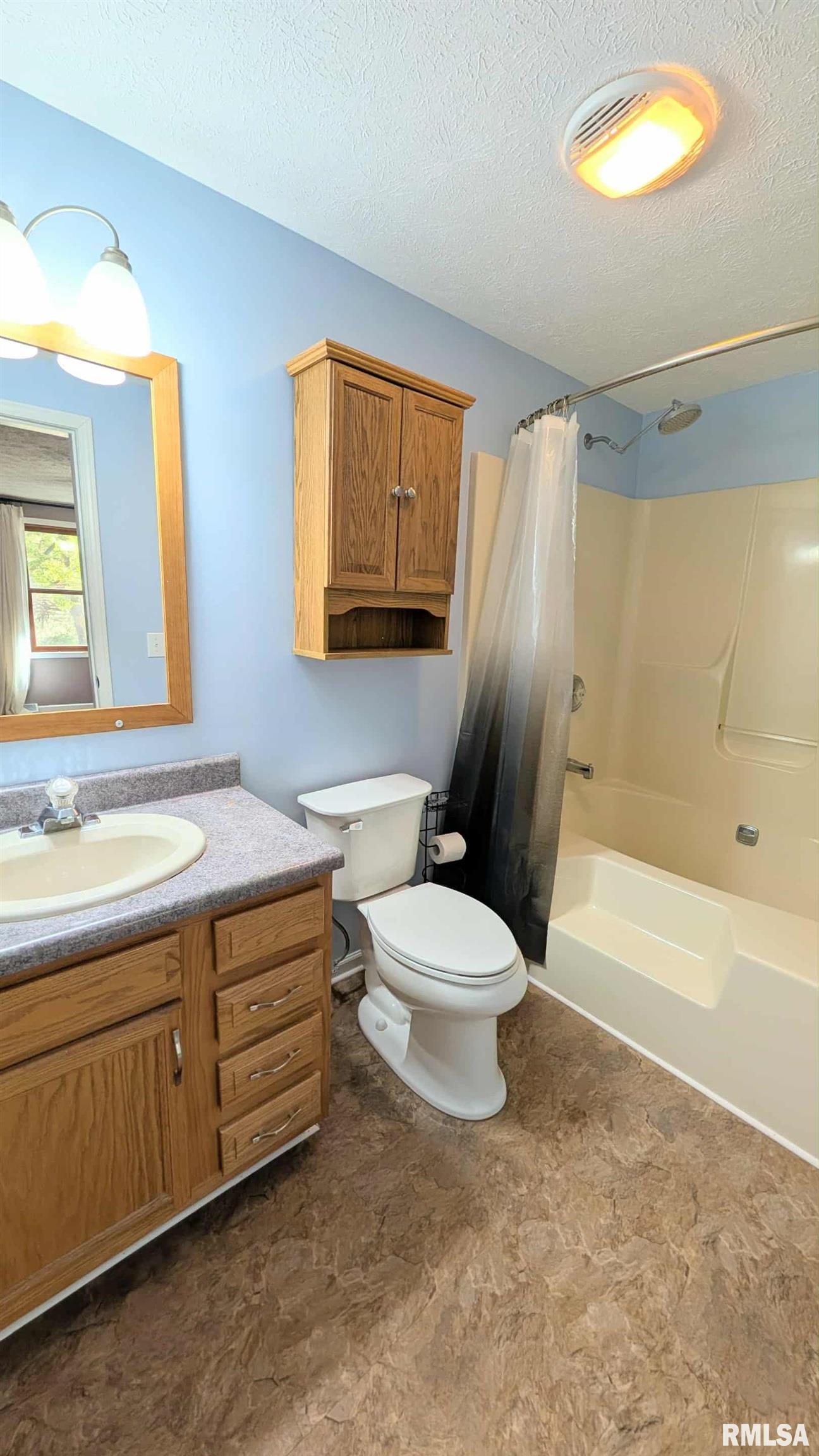 356 South Maple Street Farmington, IL 61531 - Photo 27 of 36