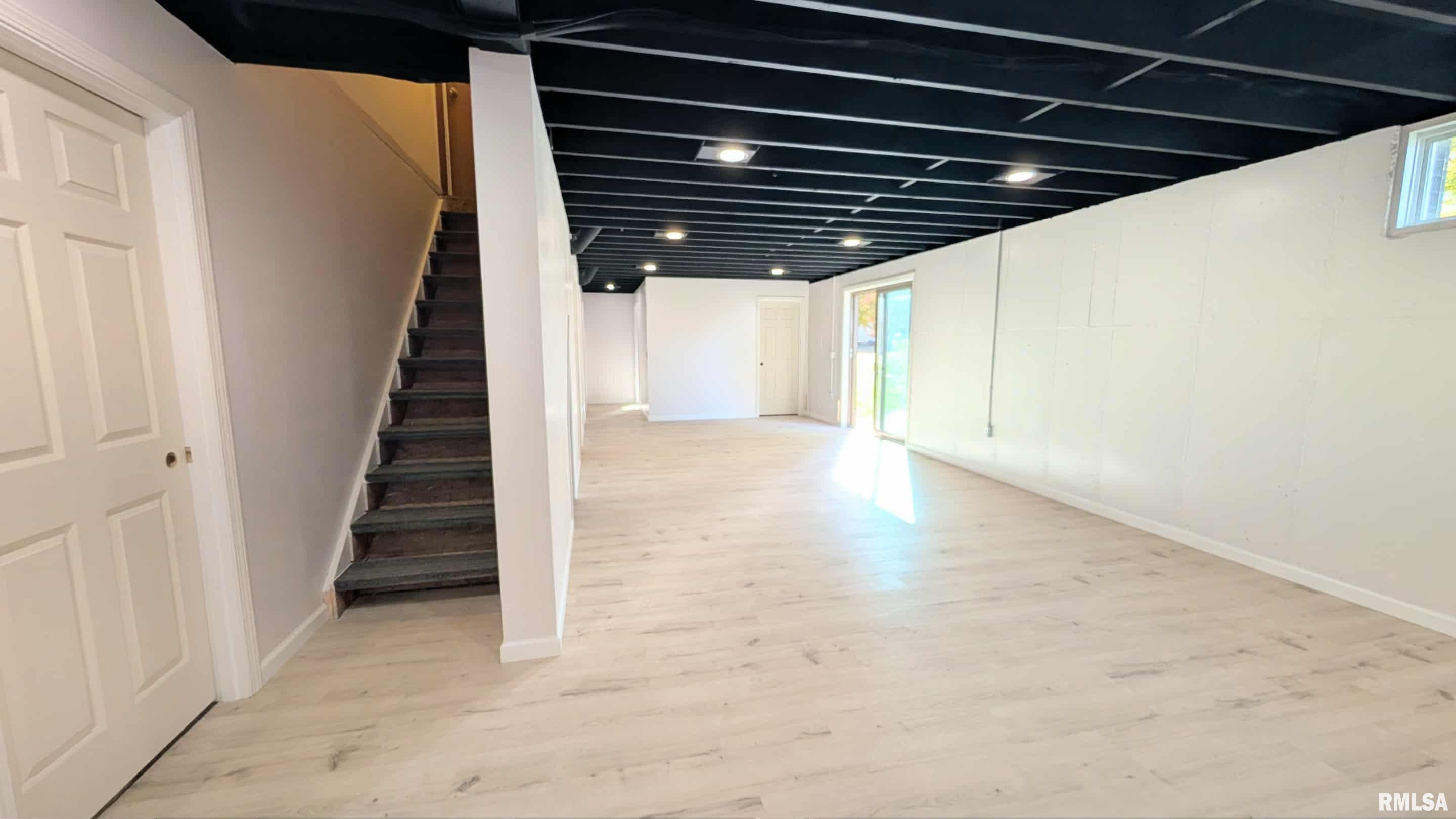 356 South Maple Street Farmington, IL 61531 - Photo 28 of 36