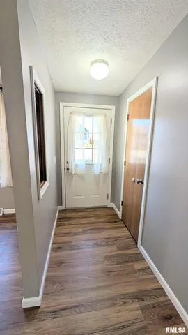 $232,900 | 356 South Maple Street, Farmington, IL 61531