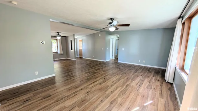 $232,900 | 356 South Maple Street, Farmington, IL 61531