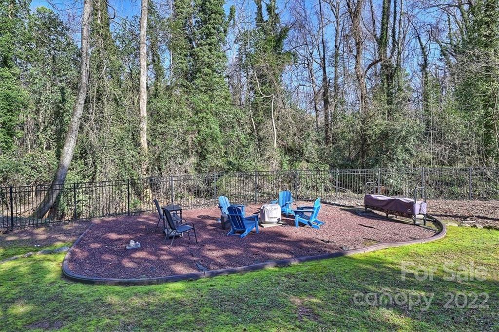 4017 Churchill Road Charlotte, NC 28211 - Photo 34 of 37 Gallery Image 34