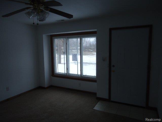 25830 Beverly Road Taylor, MI 48180 - Photo 8 of 9 261-913324-Living Room 1-1.JPG