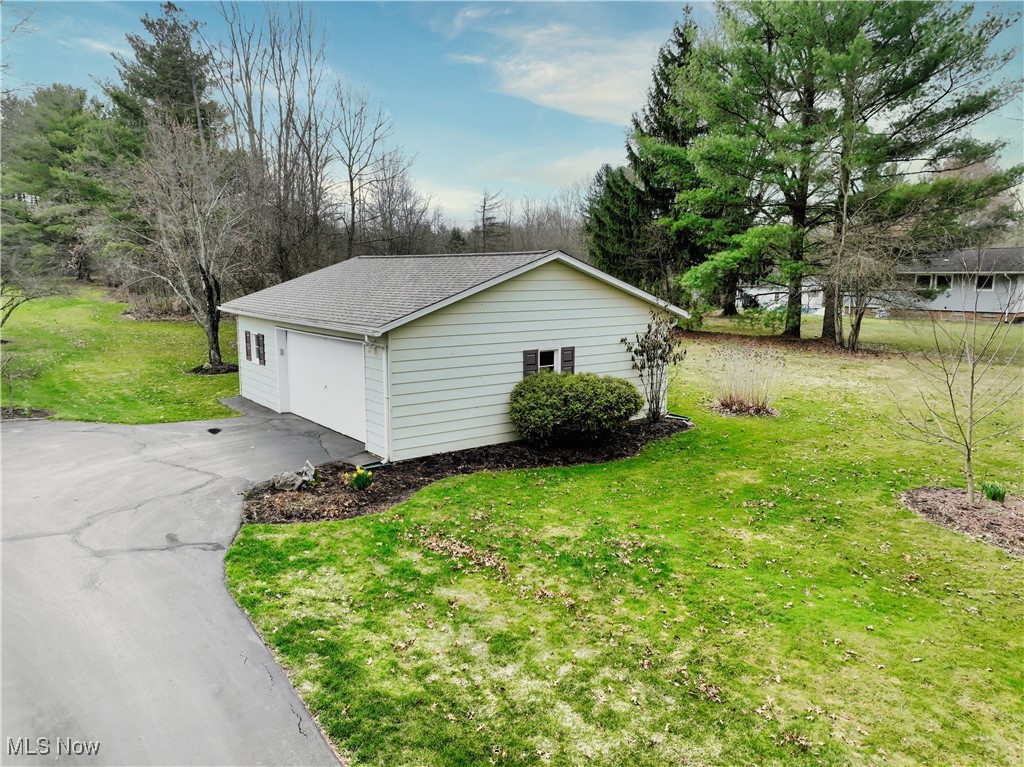 14447 Caves Road Novelty, OH 44072 - Photo 34 of 42 Gallery Image 34