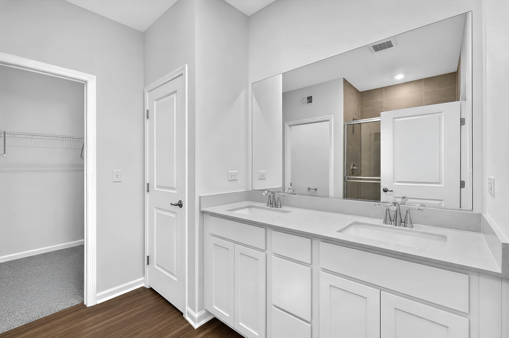 4115 Meadowridge Road Woodstock, IL 60098 - Photo 8 of 14 Gallery Image 8
