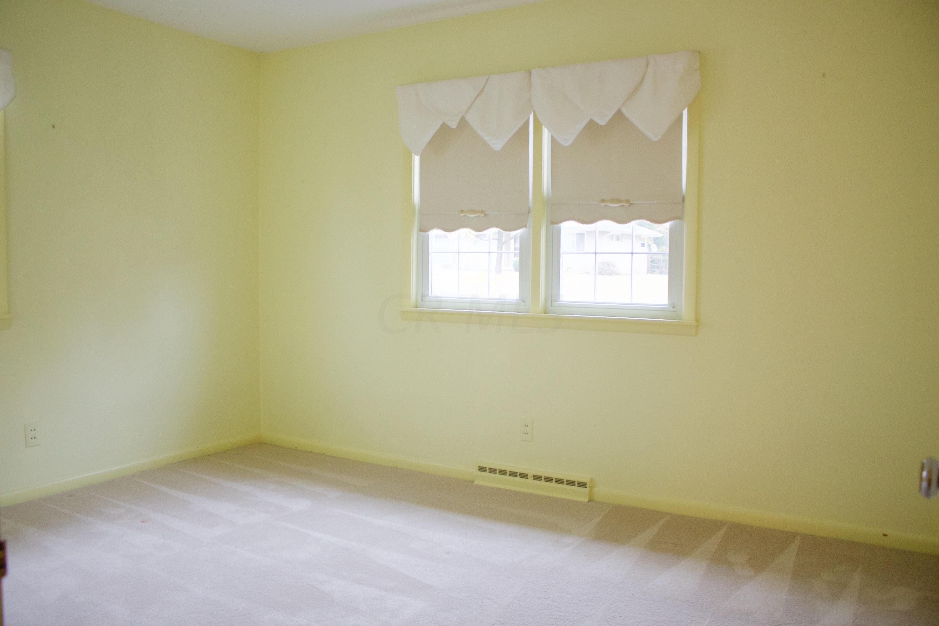 1061 James Road Lancaster, OH 43130 - Photo 9 of 18 Gallery Image 9