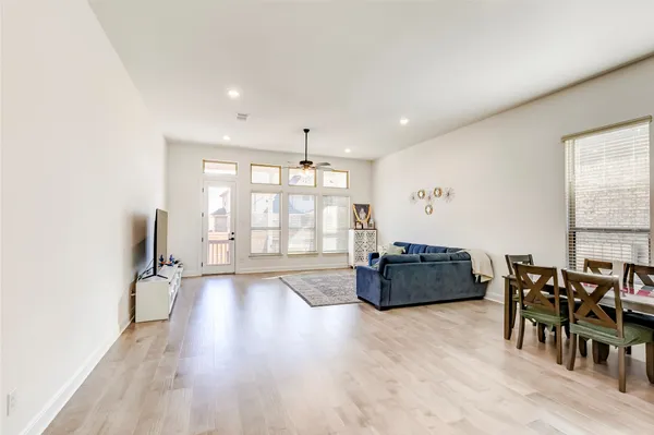 $2,349 | 2824 Stone Branch Drive, Leander, TX 78641