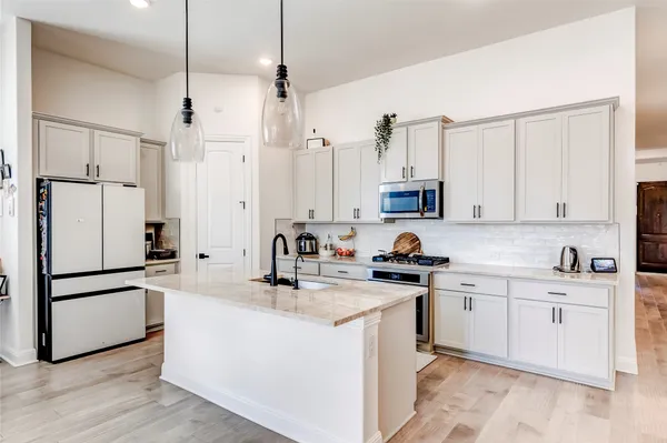 $2,349 | 2824 Stone Branch Drive, Leander, TX 78641