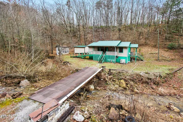 $149,900 | 176 Pearly Ward Lane, Caryville, TN 37714