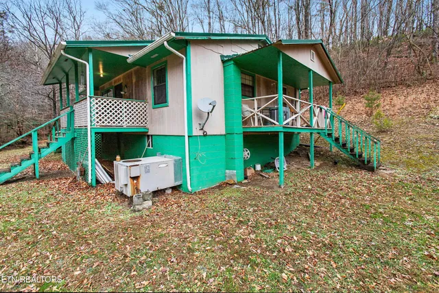 $149,900 | 176 Pearly Ward Lane, Caryville, TN 37714