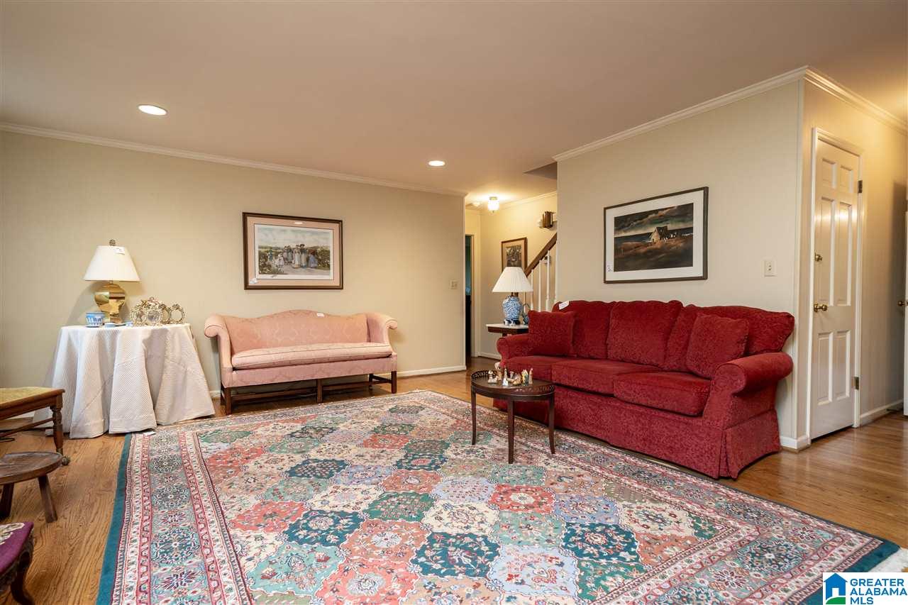 3844 North Woodridge Road Birmingham, AL 35223 - Photo 7 of 27
