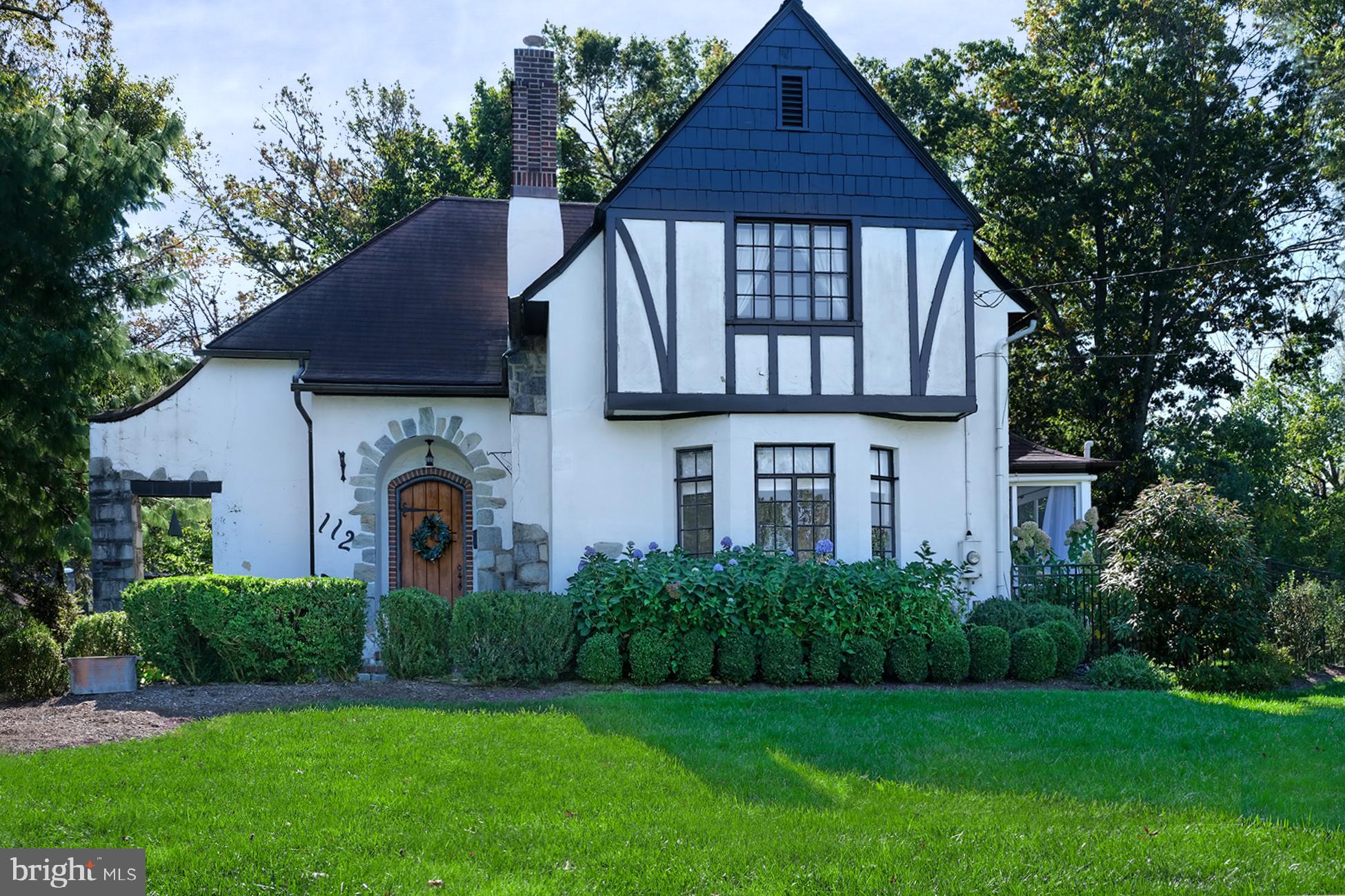 112 King George Road Pennington, NJ 08534 - Photo 2 of 29