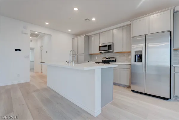 $2,650 | 3302 Viola Hills Avenue, Henderson, NV 89044