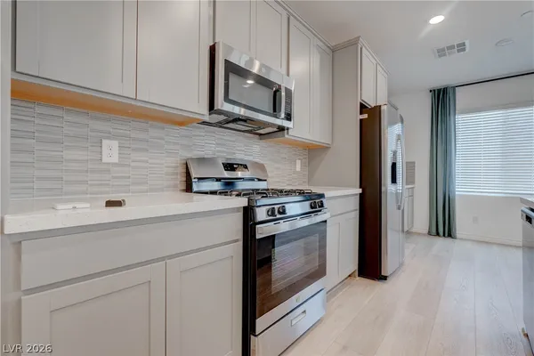 $2,650 | 3302 Viola Hills Avenue, Henderson, NV 89044