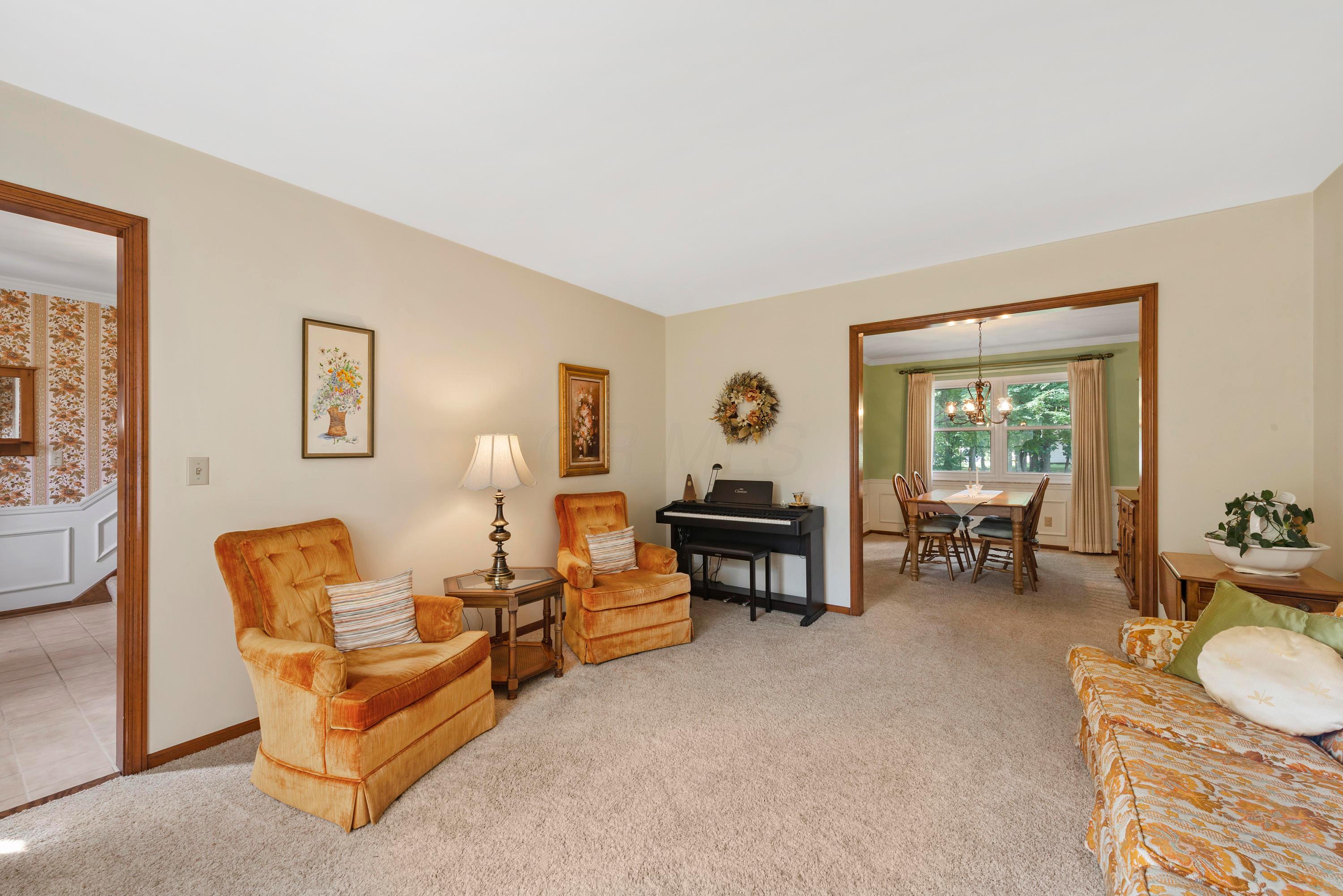 7853 Sethwick Road Dublin, OH 43016 - Photo 3 of 27 Gallery Image 3