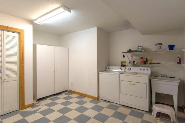 $799,900 | 15284 Beaver Dam Road, Brainerd, MN 56401